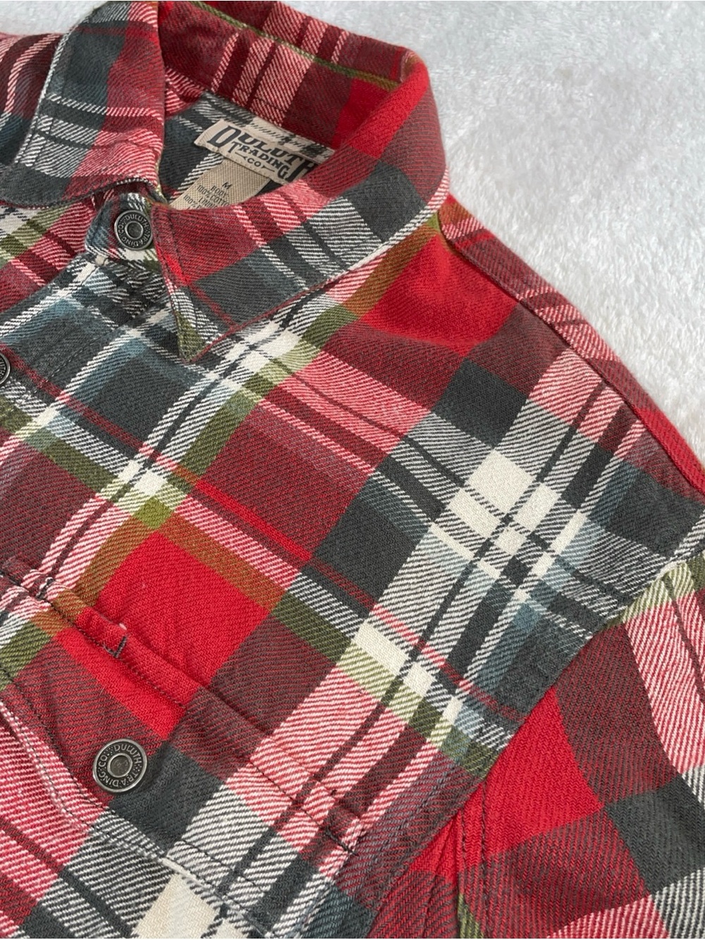 Duluth Trading Shacket  Mens Medium Red Plaid Fleece Lined Cotton Snap Flannel